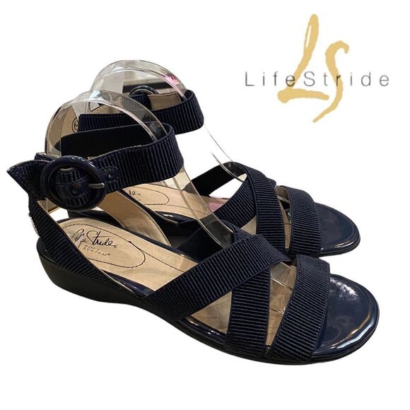 LIFE STRIDE Temple Women's Navy Ankle Strap Sandals NEW 8 8W - Picture 1 of 6